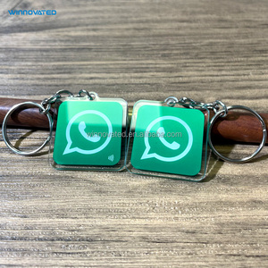 Porte-clés en acrylique transparent programmable NFC de qualité supérieure pour les réseaux sociaux - Product Image 2