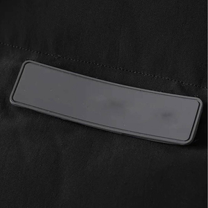 Chaqueta Acolchada de Invierno Personalizada al por Mayor, Talla Grande, Reversible, Ligera, Cálida, Negra, Ecológica, Resistente al Viento, Estilo Urbano, Rellena de Poliéster - Product Image 4
