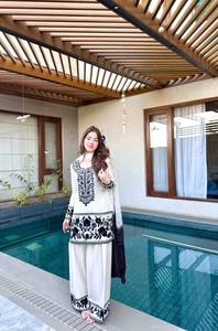 เปิดตัวเสื้อครีปธรรมชาติที่กำลังมาแรง & farshi-Palazzo & dupatta reddy เพื่อสวมใส่ดีไซน์ที่ดูดี - Product Image 3