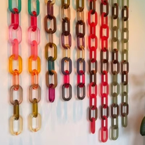 Grands accents muraux décoratifs ronds modernes, décoration de luxe pour la maison avec placage en résine et fer, type boule ronde en plastique acrylique - Product Image 1