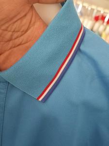 เสื้อโปโลแขนสั้นสีน้ำเงินสำหรับผู้ชาย ผ้าปิเก้ระบายอากาศได้ดี สวมใส่สบายในฤดูร้อน ปกเสื้อติดกระดุม - Product Image 4