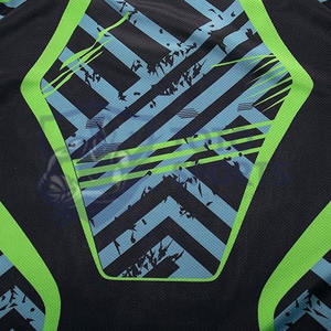 T-shirt tendance léger, respirant, de haute qualité, confortable, prix raisonnable, personnalisable avec logo par sublimation, meilleur fournisseur - Product Image 3