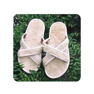 [HAUTE QUALITÉ] Pantoufles en loofah écologiques pour un gommage intensif des pieds et des soins de bien-être Vietnam - Product Image 1