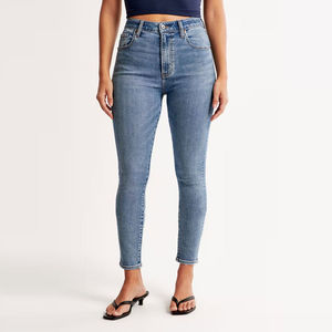 ELIVEERA ENTERPRISES Pantalon cargo en jean pour femme, taille haute, respirant, 100 % polyester, avec design personnalisé et impression en relief de haute qualité - Product Image 4