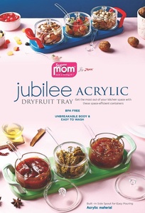 Plateau à fruits secs moderne en acrylique Anax, ensemble de 3 compartiments avec couvercle à bec verseur latéral et plateau pour fête, comptoir de cuisine - Product Image 1