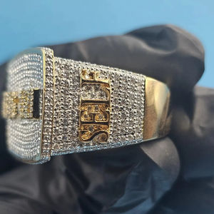 Anillo de Cóctel con Diamante Moissanite VVS Premium, Corte Brillante, Engaste de Garras, Plata de Ley 925, Certificado IGI, Fabricante Personalizado - Product Image 2