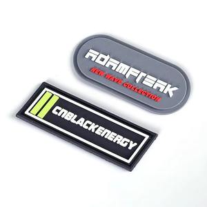 Parches de Silicona, PVC y Goma Personalizados al por Mayor con Formas de Flores y Rectángulos, Relieve 3D, para Coser en Ropa y Tela Twill - Product Image 1