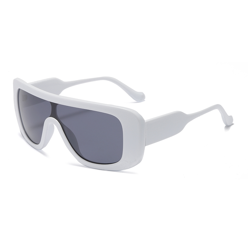 C4: White/ Smoke