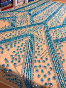 ผ้าลูกไม้ปักลายตาข่ายโพลีเอสเตอร์ 100% ประดับด้วยลูกปัดเพทายทำมืออย่างหรูหรา สำหรับชุดแต่งงาน ชุดราตรี และเสื้อผ้าต่างๆ - Product Image 3