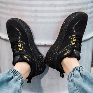 Nouvelle Tendance : Baskets Homme Grande Taille Respirantes Légères Rehaussantes à Semelle Épaisse – Chaussures de Sport Décontractées Tendance et Polyvalentes - Product Image 4