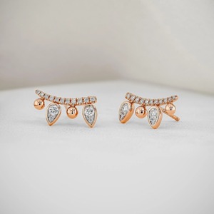 Pendiente de oro de 14k con diamante en forma de pera, arete tipo ear cuff delicado, minimalista, brillante, con diamante natural individual, joyería tipo crawler. - Product Image 6