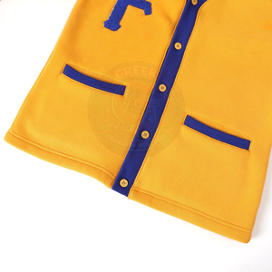 Cárdigan de punto de algodón con contraste amarillo y azul para mujer, estilo preppy, con cuello en V y manga larga, de la hermandad Sigma Gamma R. - Product Image 3