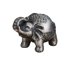 Cendrier en cuivre jaune gravé robuste à 4 fentes, grand cendrier en métal pour cigarettes, pour la maison et le bureau, cadeaux pour hommes - Product Image 4