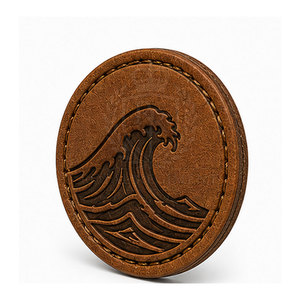 Écussons en cuir personnalisés avec logo en relief, qualité supérieure, accessoires pour vêtements, vente en gros directe usine - Product Image 5