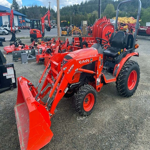 Venta al por mayor de la máquina agrícola M7 131 con motor diésel 4x4 de alta resistencia para trabajos agrícolas a gran escala con gran potencia. - Product Image 2