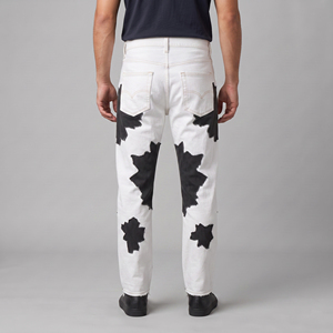 Pantalones Vaqueros de Mezclilla Blancos y Negros con Estampado Completo para Hombre, Pantalones Casuales de Moda con Parches Desgastados, Venta al por Mayor, Personalizados, OEM, al por Mayor - Product Image 3