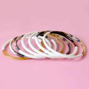 Pulseras de Cuerno de Búfalo Hechas a Mano de Primera Calidad, Artesanía Natural, Empaque Personalizado para la Venta, AL MALIK CRAFT - Product Image 1