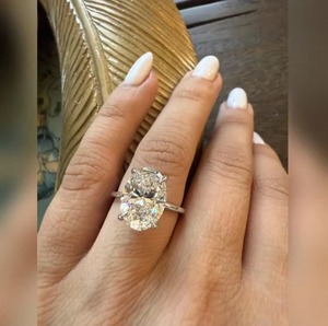 Anillo de Lujo con Diamante Cultivado en Laboratorio de Corte Ovalado, Color E/F, Claridad VS-VVS, Plata 925 para Mujer, Regalo de Compromiso o Boda, Certificación IGI SGL 4 - Product Image 3