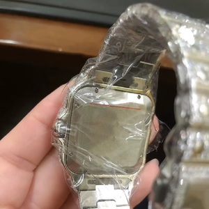 Reloj de Lujo para Hombre de Acero Inoxidable con Diamantes Cuadrados, Estilo Deportivo y de Moda, Esfera Romana, Totalmente Cubierto de Plata, Brillante y Elegante - Product Image 3