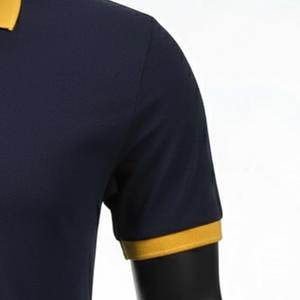 Camiseta Ligera de Punto para Hombre con Diseño de Bolsillo, Logotipo Personalizado, Servicio OEM - Venta Caliente, Tendencia, Color Sólido, Manga Corta - Product Image 5