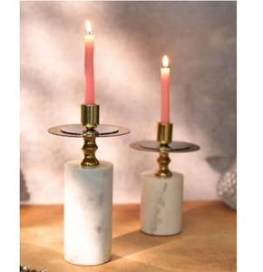 Portavelas Metálico para Decoración de Bodas y Hogar, Acabado Dorado, Grabado a Mano, Soporte para Velas - Product Image 3
