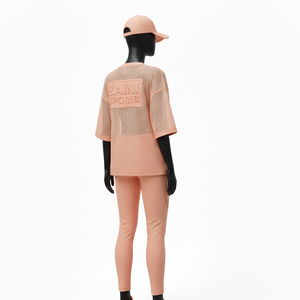 Conjunto de Camiseta Oversize de Malla para Mujer con Leggings Ajustados, Tejido Suave de Poliéster y Spandex 180 GSM, Paneles con Logotipo Personalizado Termoaplicado - Product Image 5