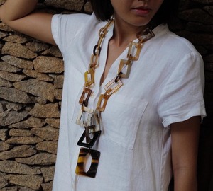 Collar de Boda de Cuerno de Búfalo Hecho a Mano, Ecológico, Moderno, con Forma Personalizada para Mujer, el Más Vendido por Perfect Enterprises - Product Image 6