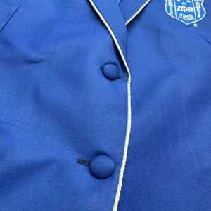 Blazer pour enfants avec logo personnalisé, fabriqué aux États-Unis, veste pour garçons personnalisée, tissu de haute qualité, design élégant, vêtements pour fêtes et mariages pour enfants, fabricant - Product Image 3