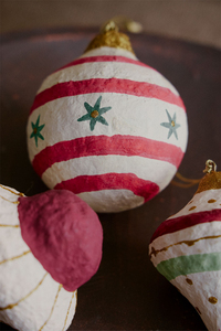Adorno Navideño de Plástico Hecho a Máquina, Bola de Navidad Pintada a Mano con Diseño Vintage de Estrella a Rayas, Decoración Colgante para Árbol, GM DEHQANI SONS XM0133 Moderno - Product Image 2
