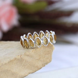 Anillo de Eternidad de Plata de Ley 925 con Gema de Citrino Corte Marquesa, Joyería Fina Minimalista Apilable para Mujer, Venta al por Mayor - Product Image 5