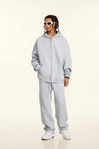 Conjunto Deportivo de Chándal con Logotipo Bordado Personalizado, Estilo Urbano, Bloques de Color, Sudadera y Pantalones Deportivos, Cortavientos para Hombre - Product Image 3