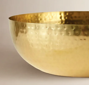Cuenco Metálico de Diseño Artesanal en Oferta, con Diseño de Personajes Tradicionales para Ambiente Espiritual o Decoración del Hogar - Product Image 3