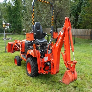 Tractor Kubota BX23S Usado, Diseñado para Tareas Agrícolas Versátiles, Proyectos de Construcción, Jardinería y Trabajos Diarios en Propiedades - Product Image 1