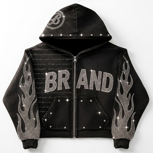 Sudadera con capucha personalizada negra con cremallera, diseño de llamas y pedrería, estilo oversize Y2K, streetwear, gráfico con tachuelas, vintage, de lujo, de tejido grueso, para invierno - Product Image 1