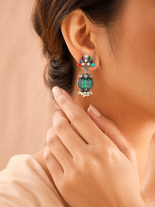 Pendientes de Araña Vintage con Flores ELVORA GEMS, Circonitas, Perlas de Imitación, Aleación Plateada Antigua, Joyería de Boda para Mujer - Product Image 1