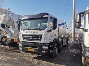 Camion malaxeur SITRAK 16 mètres cubes 8X4 d'occasion 2021, camion malaxeur à béton SHACMAN 16m3 avec pompe, moteur, boîte de vitesses d'origine - Product Image 6