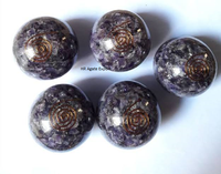 Vente en gros de chips naturelles à sept chakras, orgone de guérison de meilleure qualité, boule de sphère énergétique, mascotte religieuse, direct d'usine