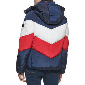 Veste d'hiver matelassée pour femme, couleur personnalisée, haute qualité, best-seller, respirante, grande taille, avec capuche. - Product Image 5