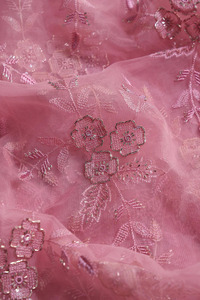 Tissu de dentelle brodé de sequins lourds, textile de luxe pour robes de mariée, tenues de soirée et vêtements de créateurs - Product Image 1