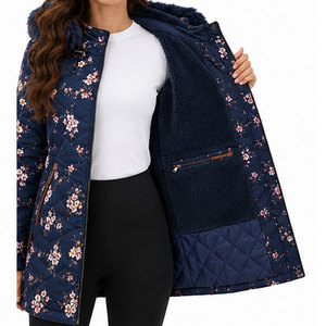 Parka Térmica para Mujer con Capucha de Piel Sintética, Tejido Transpirable e Impermeable, Elegante para el Invierno - Product Image 6