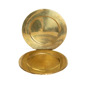 Assiettes de présentation élégantes en laiton, décoratives pour la table, rondes en métal, pour dîner, luxe, mariage, banquet, décoration de table - Product Image 1