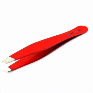 Kit de Rasage et Coiffure Rouge pour Barbiers - Product Image 4