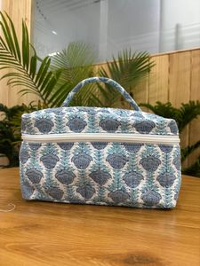 High quality quilted cotton <b>makeup</b> bag handmade cosmetic pouch zipper vanity organizer travel toiletry storage reusable <b>case</b> - Product Image 2