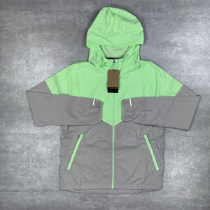 Conjunto de Chaqueta Cortavientos con Capucha OEM con Logotipo Personalizado, Material Ecológico Resistente al Agua, Corte Regular, Marcas de Ropa Deportiva, Compradores Mayoristas - Product Image 3