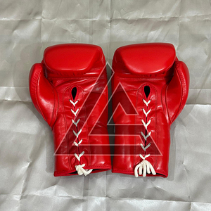 Guantes de Boxeo Superlace X Red Fly de Cuero Vacuno Genuino de Primera Calidad, Guantes de Boxeo Fly Profesionales Hechos a Medida en Venta - Product Image 4