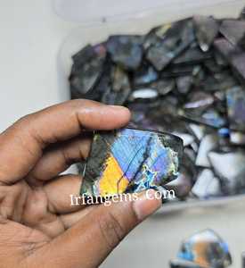 Tranches de Spectrolite 100% Naturelles Multicolores, Lot en Gros de Cristaux Polis pour la Fabrication de Bijoux - Product Image 2