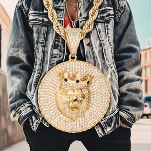 Collar con Colgante de Cabeza de León Chapado en Oro para Hombre, Diseño de Corona con Diamantes, Joyería Hip Hop - Product Image 2