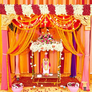 Elegante Soporte de Madera para Decoración Ganpati de 2 Pies para Uso en Interiores/Exteriores - Modelo AFF-Ganpatistand-14 - Product Image 2