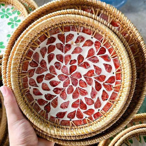 Accessoires de cuisine, plateaux de service en rotin ronds avec poignées, forme et couleur personnalisables, utilisation à domicile, hôtel, restaurant, VGreen Art - Product Image 1