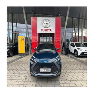 Toyota C-HR 2.0 Hybride Rechargeable, Pack Technik, SUV Hybride Automatique, Économe en Carburant, Écologique, Voiture pour la Conduite Urbaine - Product Image 1